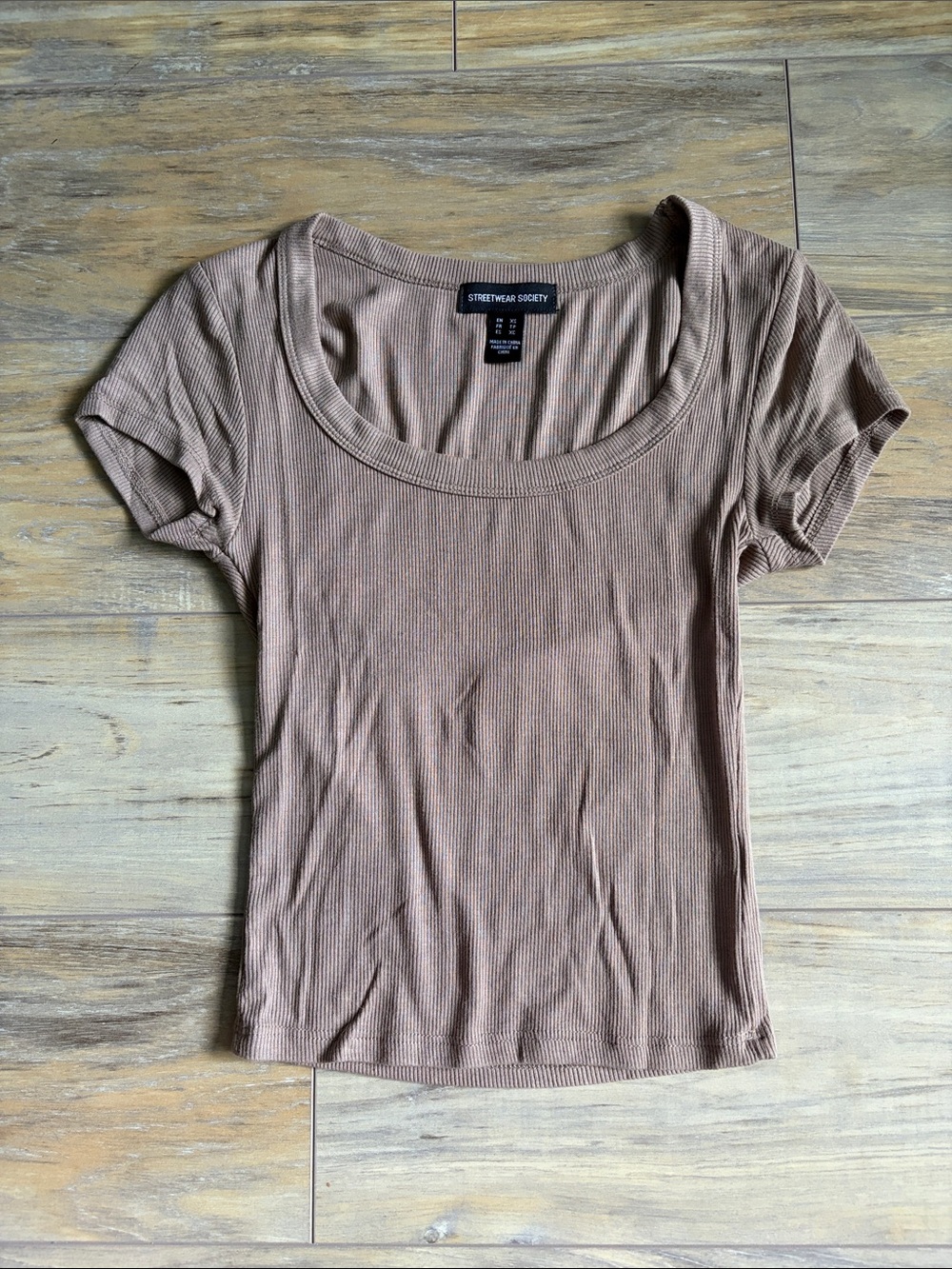 Streetwear Society Women's Ribbed Scoop Neck Short Sleeve Top